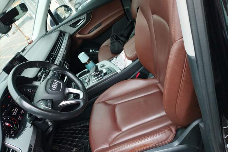 Used Audi Q7 New Energy 2019 55 e-tron Left Front Seat