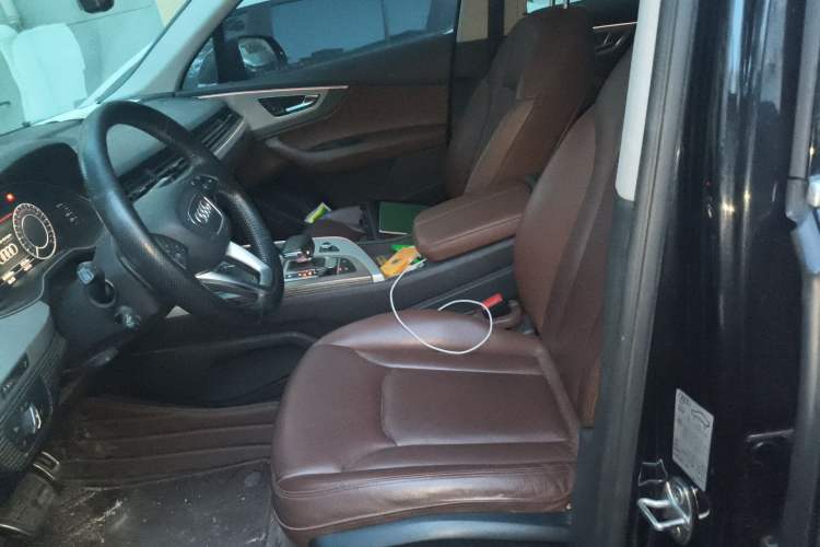 Used Audi Q7 New Energy 2019 55 e-tron Left Front Seat
