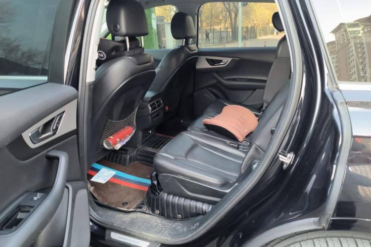 Used Audi Q7 New Energy 2019 55 e-tron Left Rear Seat