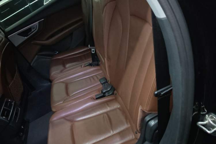 Used Audi Q7 New Energy 2019 55 e-tron Left Rear Seat
