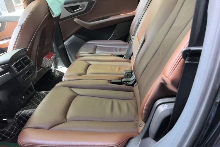 Used Audi Q7 New Energy 2019 55 e-tron Left Rear Seat