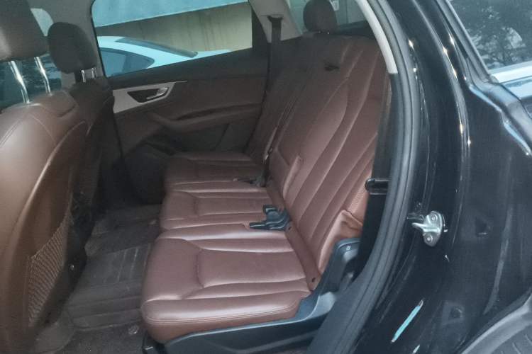Used Audi Q7 New Energy 2019 55 e-tron Left Rear Seat
