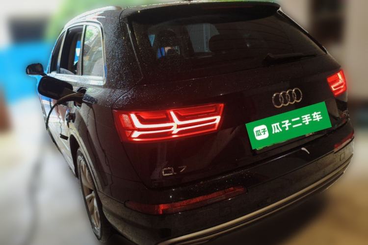Used Audi Q7 New Energy 2019 55 e-tron Rear Left 45 Deg