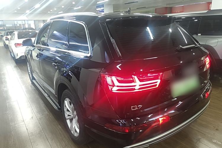 Used Audi Q7 New Energy 2019 55 e-tron Rear Left 45 Deg