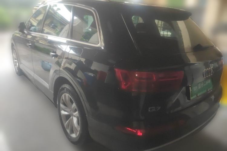 Used Audi Q7 New Energy 2019 55 e-tron Rear Left 45 Deg