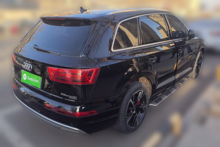 Used Audi Q7 New Energy 2019 55 e-tron Rear Right 45 Deg