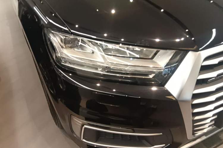 Used Audi Q7 New Energy 2019 55 e-tron Right Front Headlight