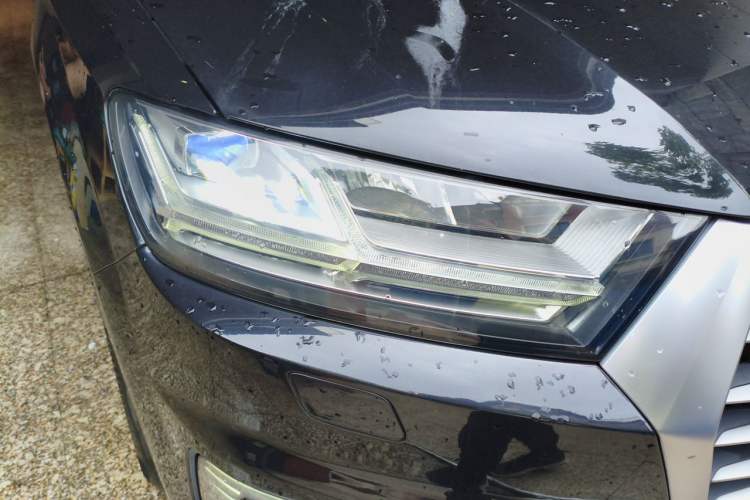 Used Audi Q7 New Energy 2019 55 e-tron Right Front Headlight
