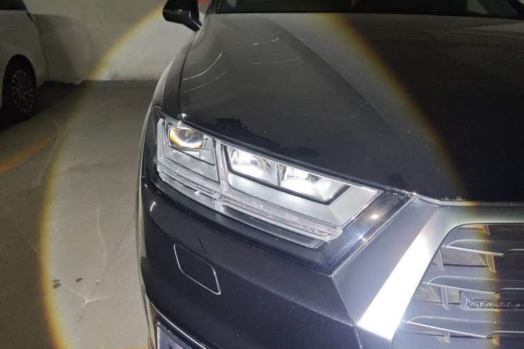 Used Audi Q7 New Energy 2019 55 e-tron Right Front Headlight