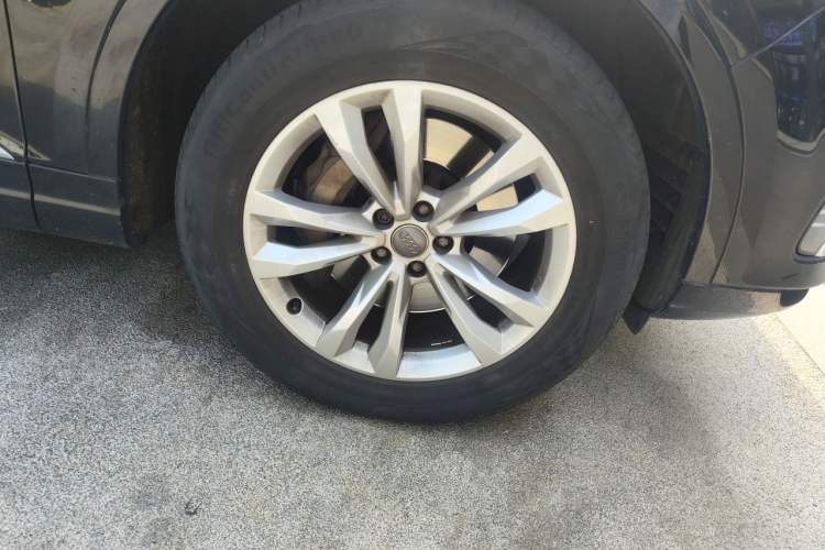 Used Audi Q7 New Energy 2019 55 e-tron Right Front Wheel Hub
