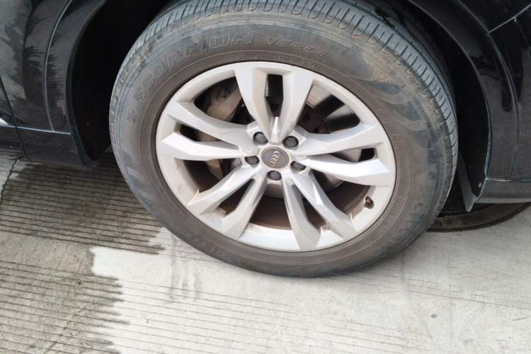 Used Audi Q7 New Energy 2019 55 e-tron Right Front Wheel Hub