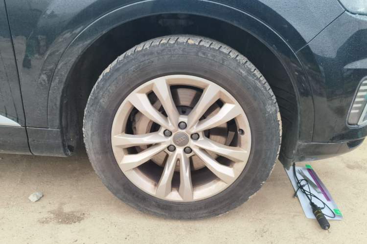 Used Audi Q7 New Energy 2019 55 e-tron Right Front Wheel Hub