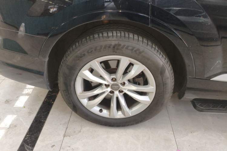 Used Audi Q7 New Energy 2019 55 e-tron Right Rear Wheel Hub