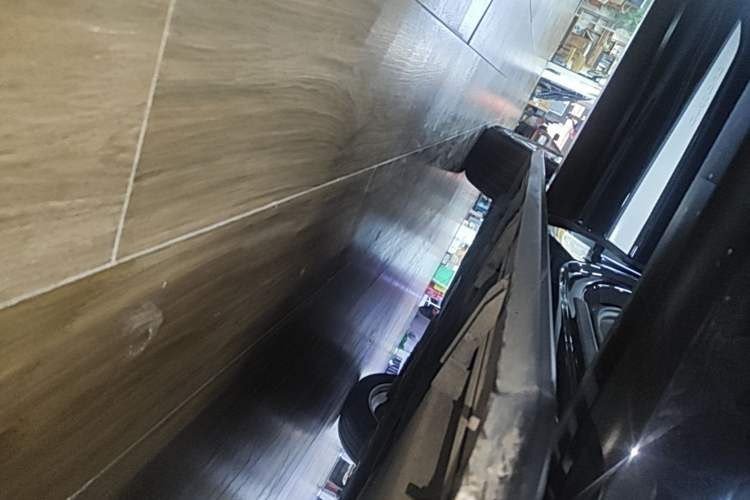 Used Audi Q7 New Energy 2019 55 e-tron Right Side Sill