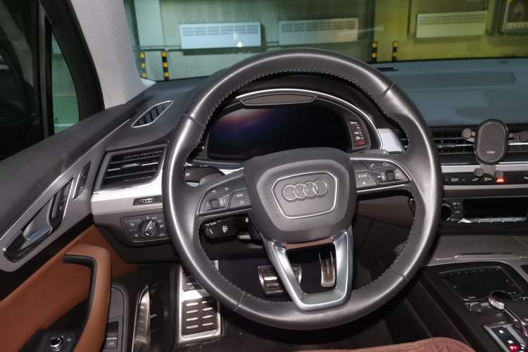 Used Audi Q7 New Energy 2019 55 e-tron Steering Wheel