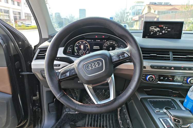 Used Audi Q7 New Energy 2019 55 e-tron Steering Wheel