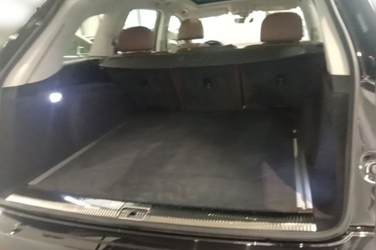 Used Audi Q7 New Energy 2019 55 e-tron Trunk