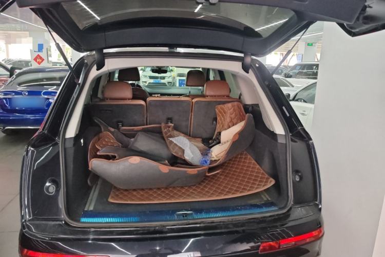 Used Audi Q7 New Energy 2019 55 e-tron Trunk