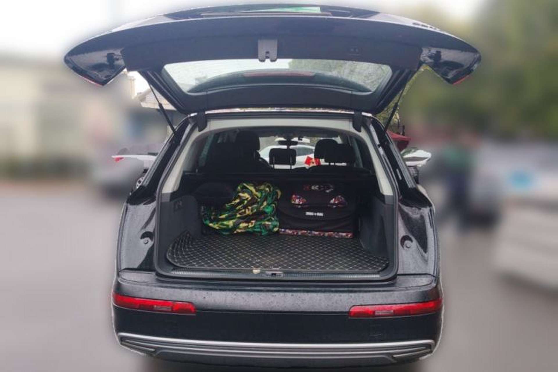 Used Audi Q7 New Energy 2019 55 e-tron Trunk