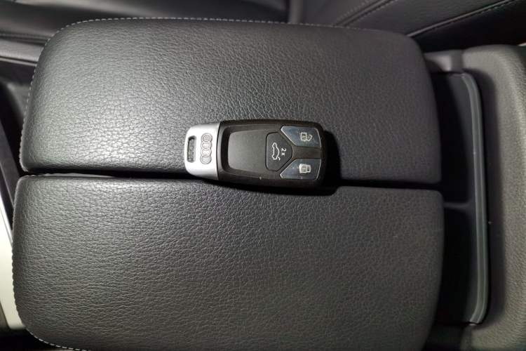 Used Audi Q7 New Energy 2019 55 e-tron Vehicle Key