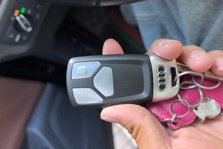Used Audi Q7 New Energy 2019 55 e-tron Vehicle Key