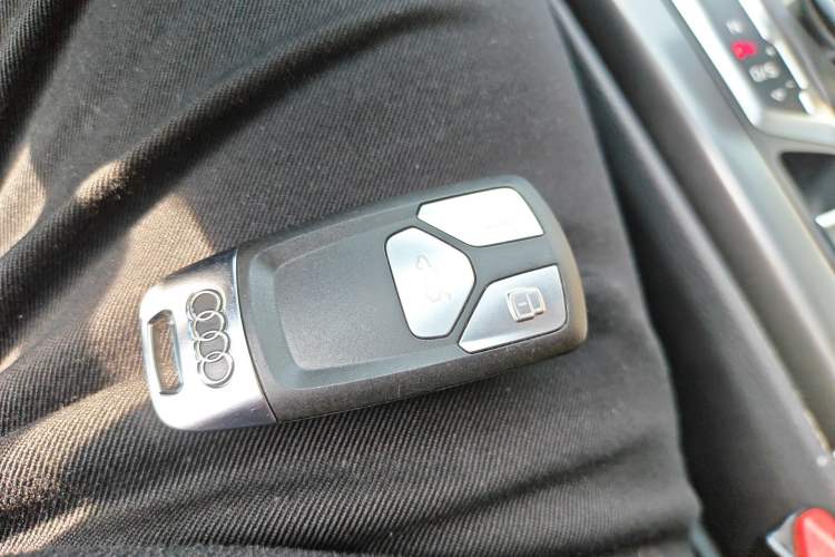 Used Audi Q7 New Energy 2019 55 e-tron Vehicle Key
