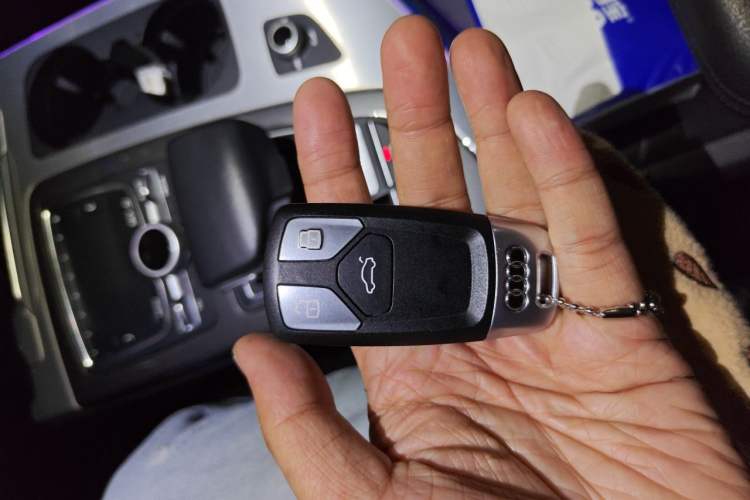 Used Audi Q7 New Energy 2019 55 e-tron Vehicle Key