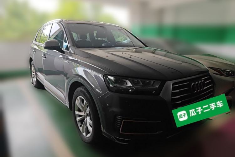 Used Audi Q7 New Energy 2019 55 e-tron Front Right 45 Deg