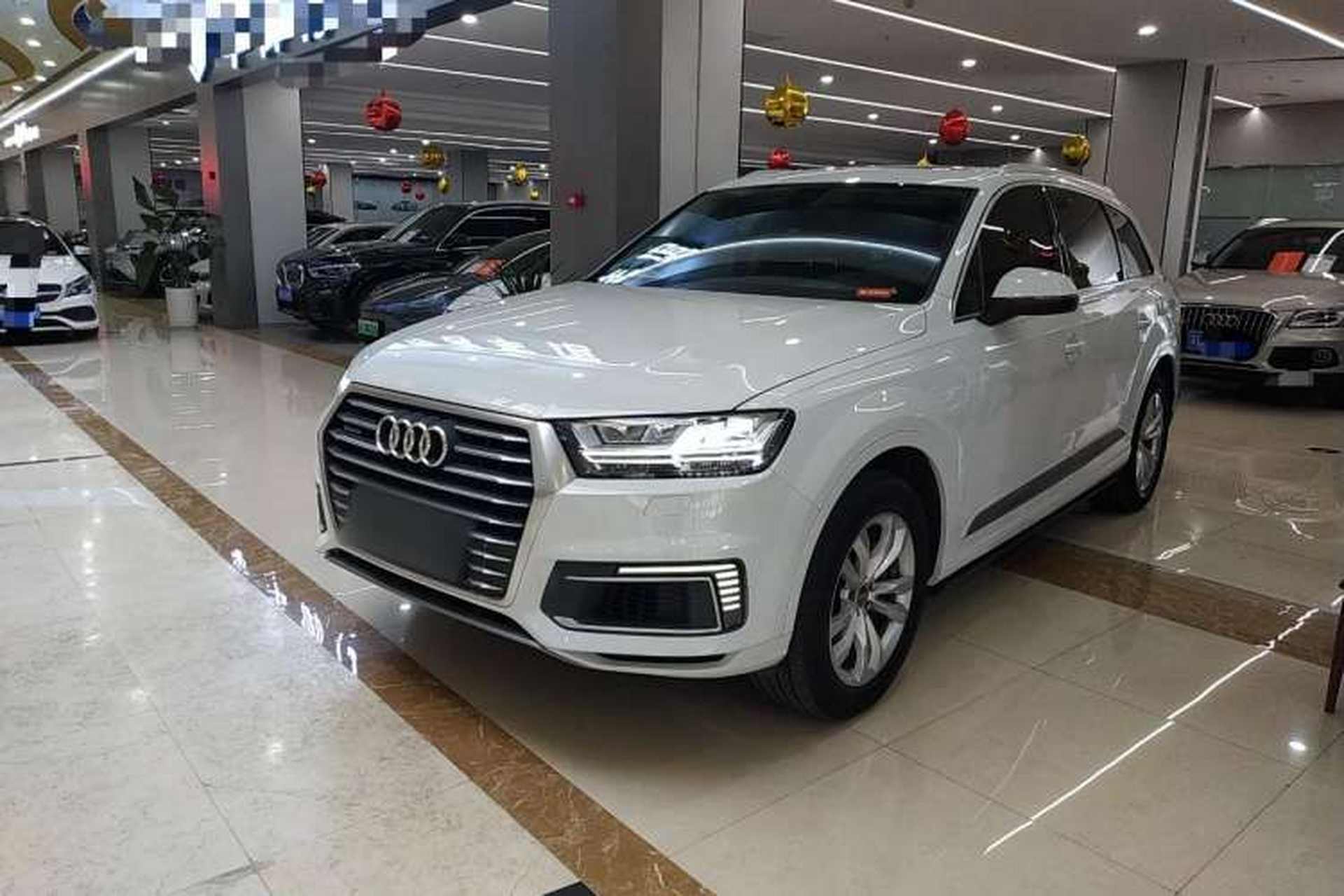 Used Audi Q7 New Energy 2019 55 e-tron Front Left 45 Deg