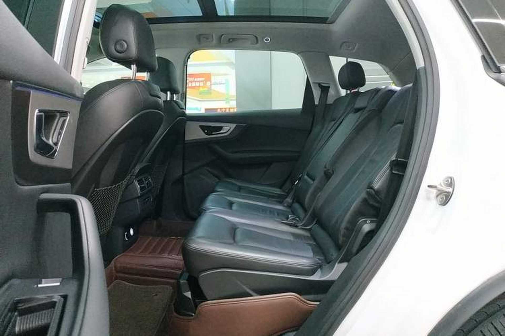 Used Audi Q7 New Energy 2019 55 e-tron Left Rear Seat
