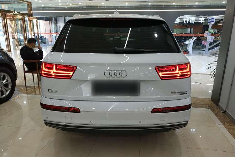 Used Audi Q7 New Energy 2019 55 e-tron Rear