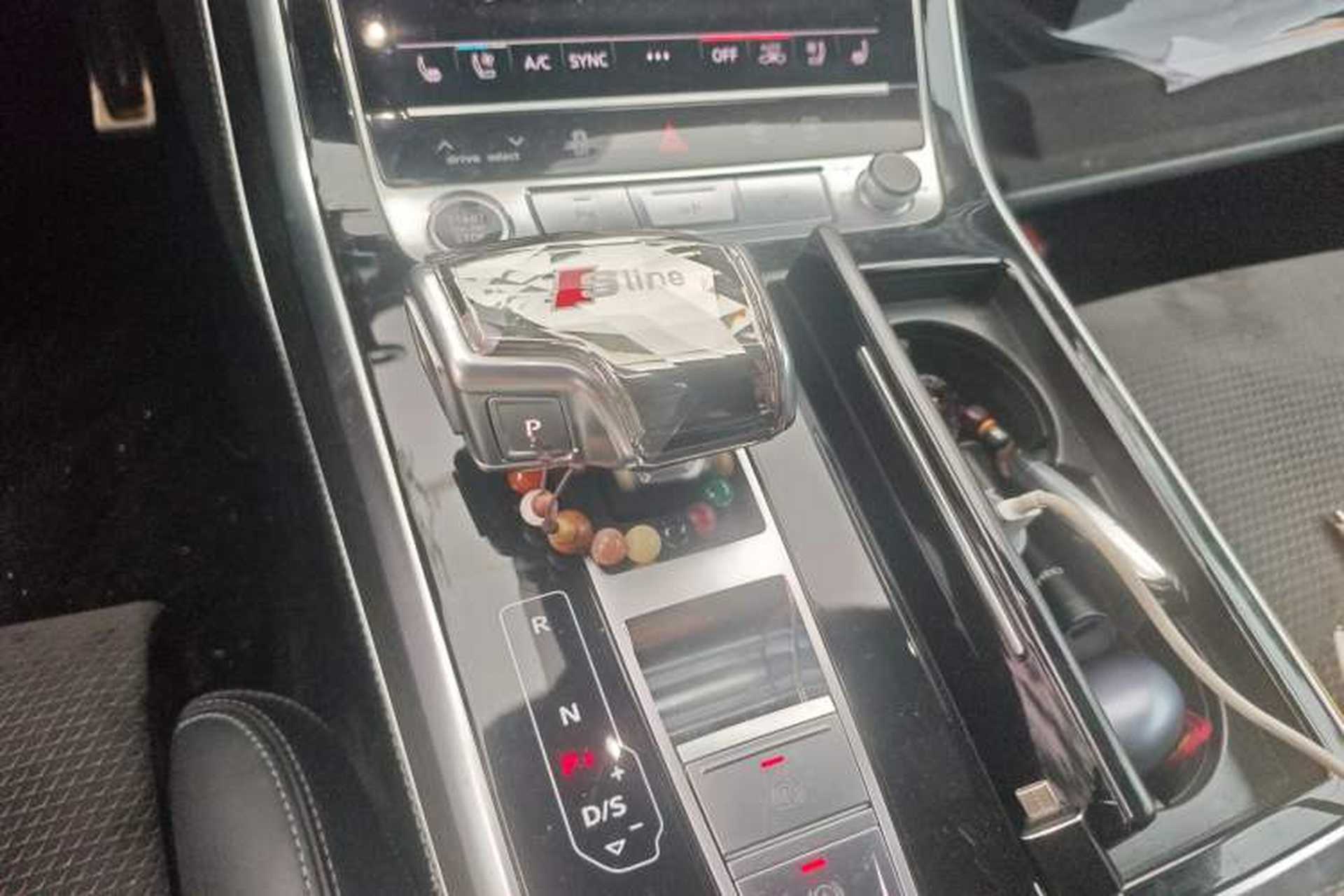 Used Audi Q8 2021 55 TFSI Prestige Dynamic Edition Gear Lever