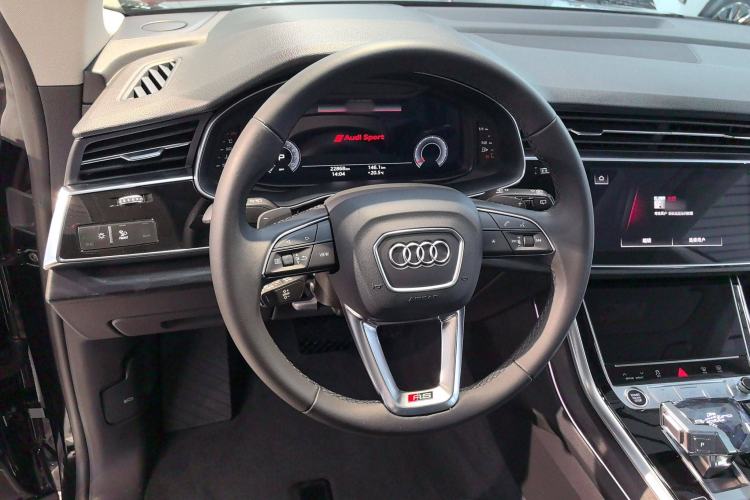Used Audi Q8 2022 55 TFSI Luxury Dynamic Edition Steering Wheel