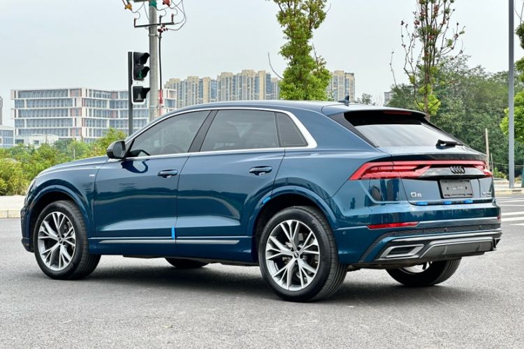 Used Audi Q8 2021 55 TFSI Luxury Dynamic Edition Exterior 7