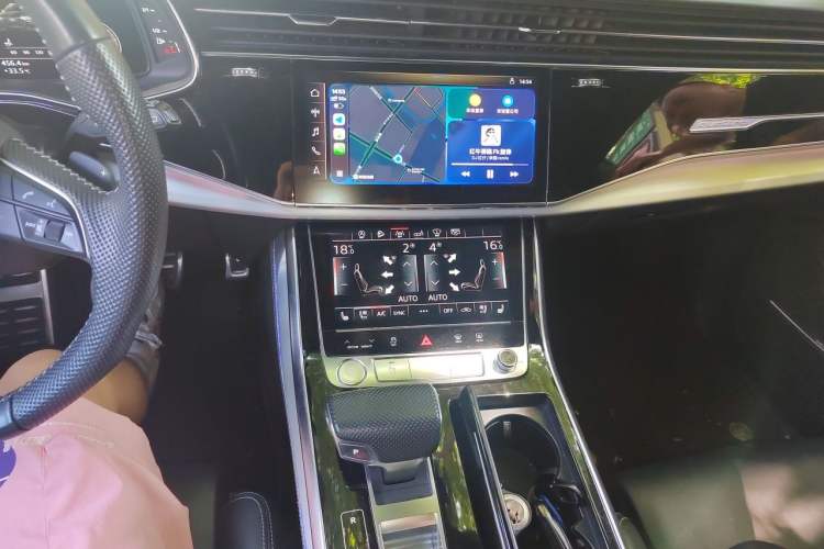 Used Audi Q8  Audio And AC Panel