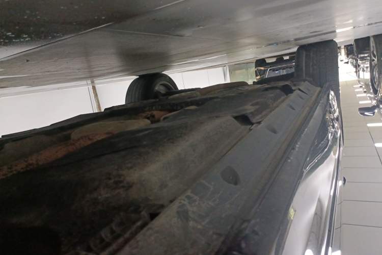 Used Audi Q8 2019 55 TFSI Luxury Dynamic Model Chassis Front Right