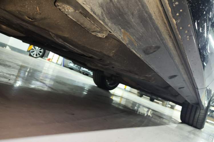 Used Audi Q8 2019 55 TFSI Luxury Dynamic Model Chassis Rear Right