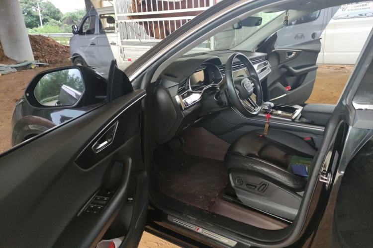 Used Audi Q8 2019 55 TFSI Luxury Dynamic Model Driver Seat