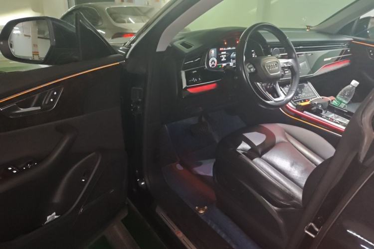Used Audi Q8 2019 55 TFSI Luxury Dynamic Model Driver Seat