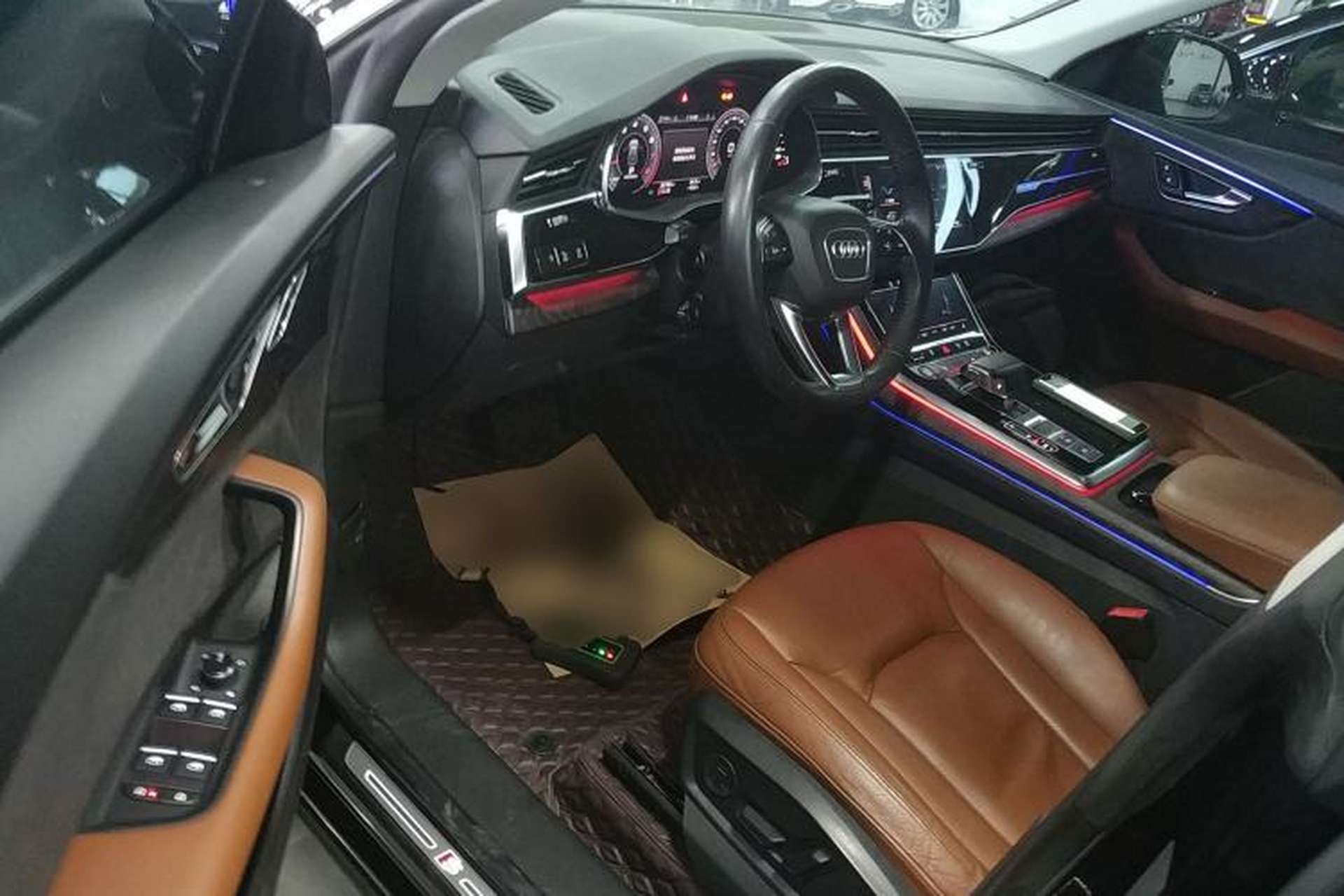 Used Audi Q8 2019 45 TFSI Prestige Dynamic Edition Driver Seat