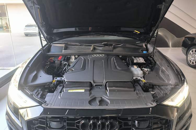Used Audi Q8 2019 45 TFSI Luxury Prestige Edition Engine Bay