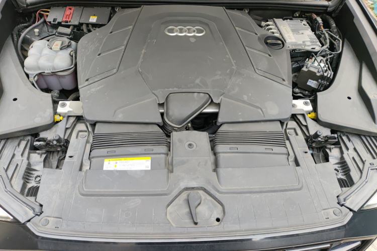 Used Audi Q8 2019 55 TFSI Prestige Dynamic Edition Engine Bay