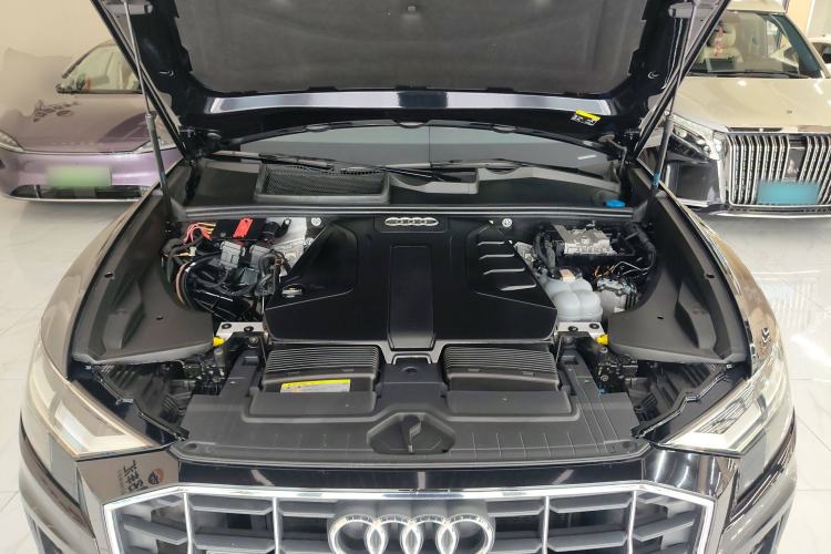 Used Audi Q8 2019 45 TFSI Luxury Prestige Edition Engine Bay