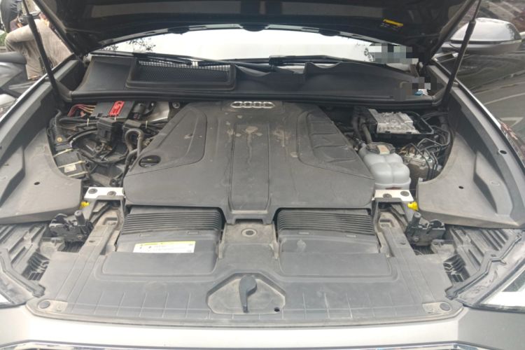 Used Audi Q8 2019 45 TFSI Luxury Prestige Edition Engine Bay