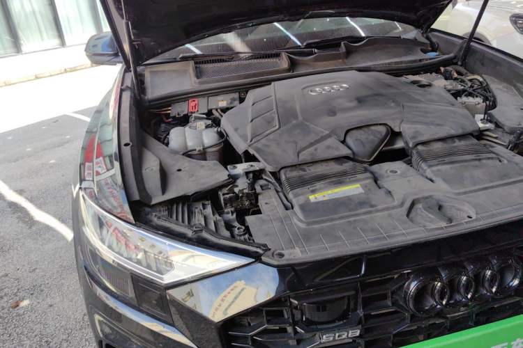 Used Audi Q8 2019 55 TFSI Ultimate Limited Edition Engine Bay Right