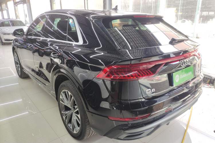 Used Audi Q8 2019 55 TFSI Luxury Dynamic Model Exterior 2