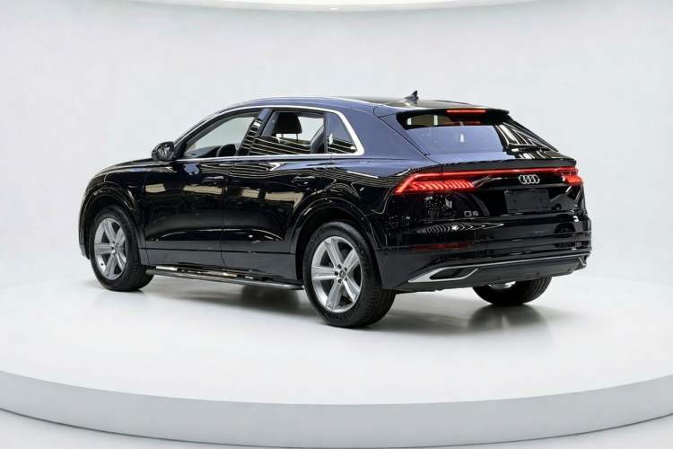 Used Audi Q8 2019 45 TFSI Luxury Prestige Edition Exterior 4