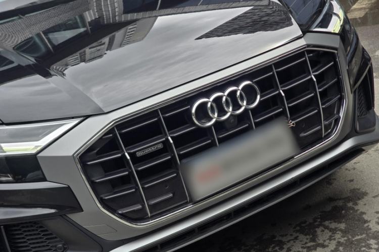 Used Audi Q8 2019 55 TFSI Luxury Dynamic Model Exterior 4