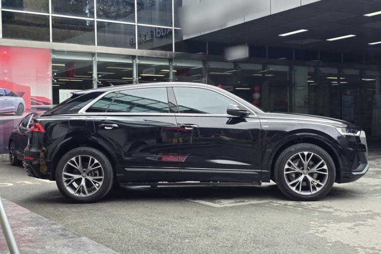 Used Audi Q8 2019 55 TFSI Luxury Dynamic Model Exterior 5