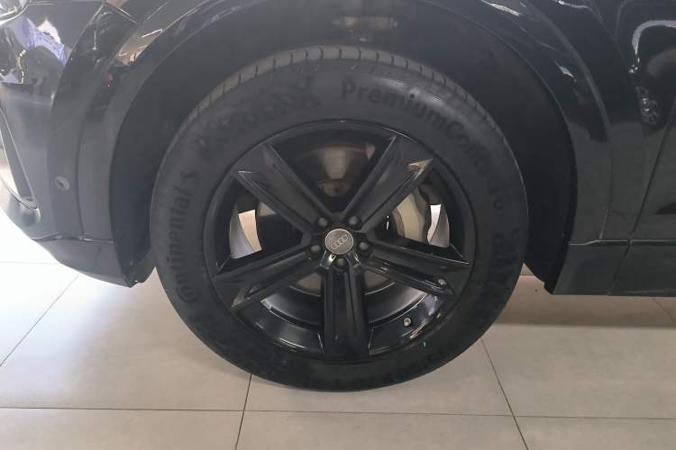 Used Audi Q8 2019 45 TFSI Luxury Prestige Edition Exterior 7
